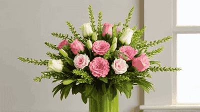 Spring Floral Arrangements: Bringing Nature Inside Your Home